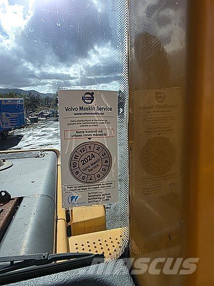 Volvo L90E Utovarivači na točkove