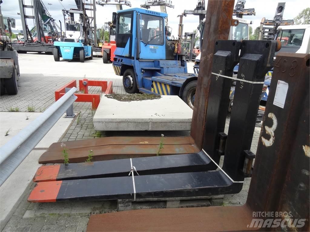 Kalmar DCG330-12 Dizelski viljuškari