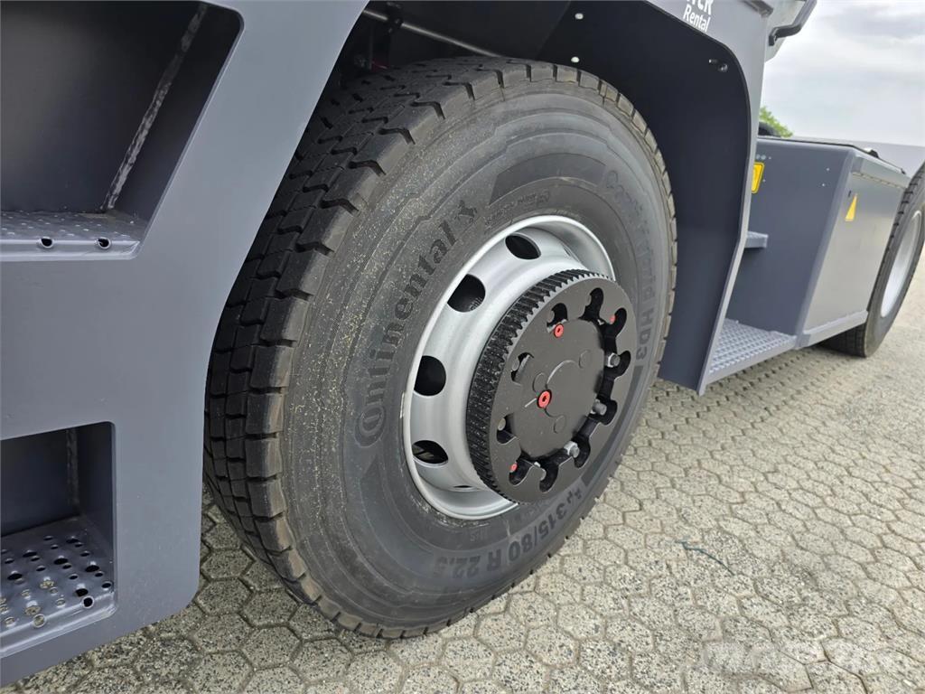 Mafi R336 4x4 Terminalni tegljači