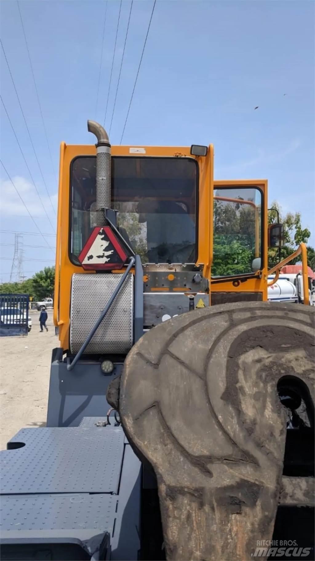 Terberg YT182 Terminalni tegljači