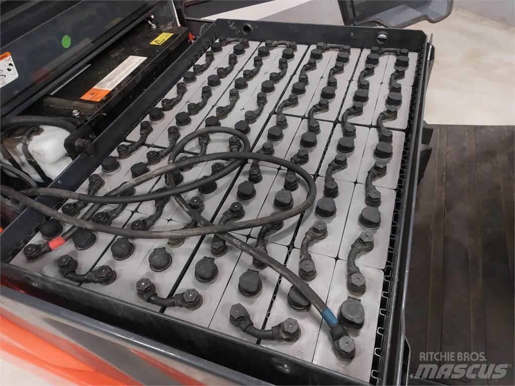 Toyota 8FBMKT25 Električni viljuškari
