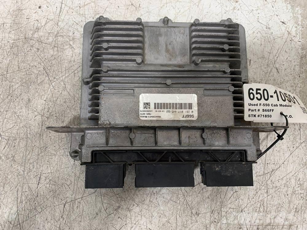 Ford F-550 Kabine i unutrašnjost