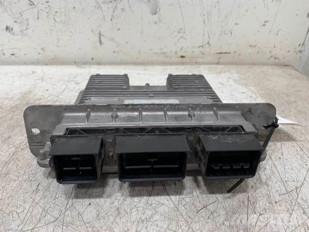 Ford F-550 Kabine i unutrašnjost
