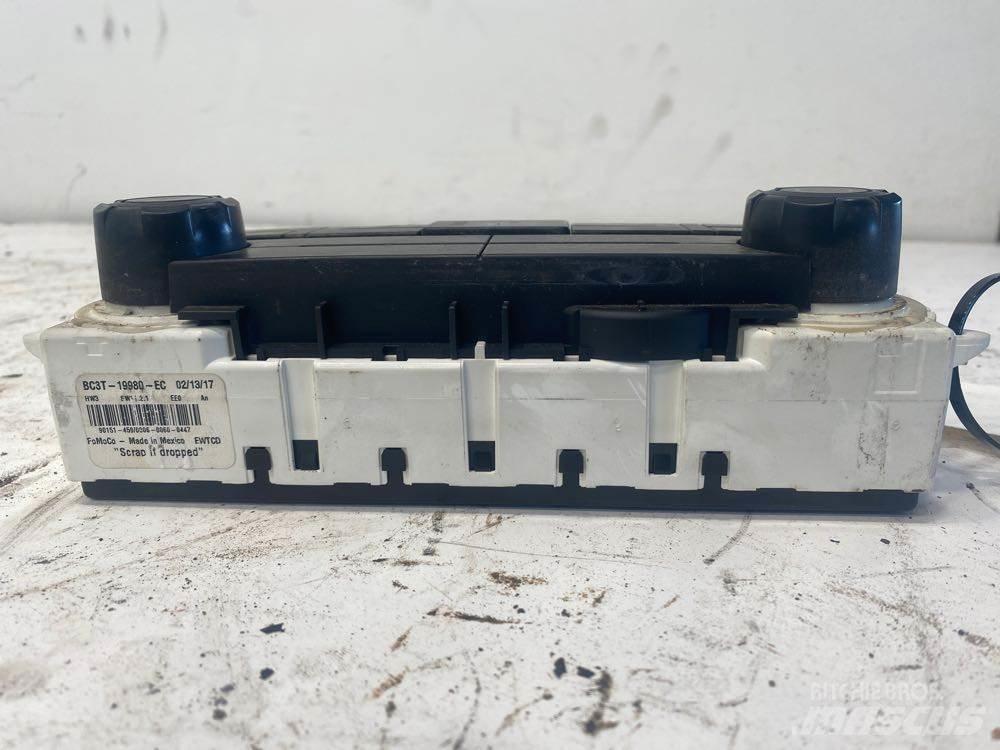 Ford F650 Elektronika