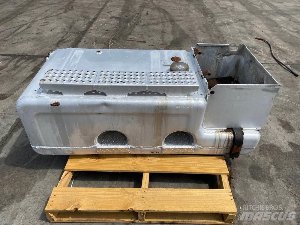 Ford L9000 Ostale kargo komponente