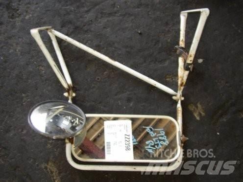 Ford LTS Ostale kargo komponente