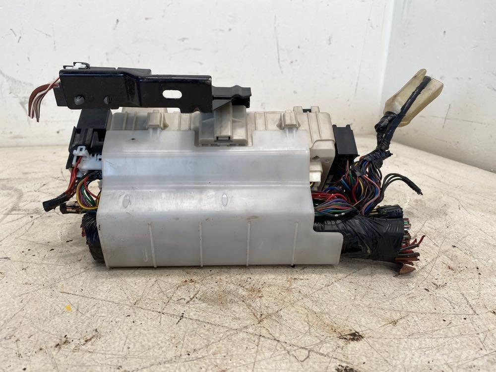 GMC W4500 Elektronika