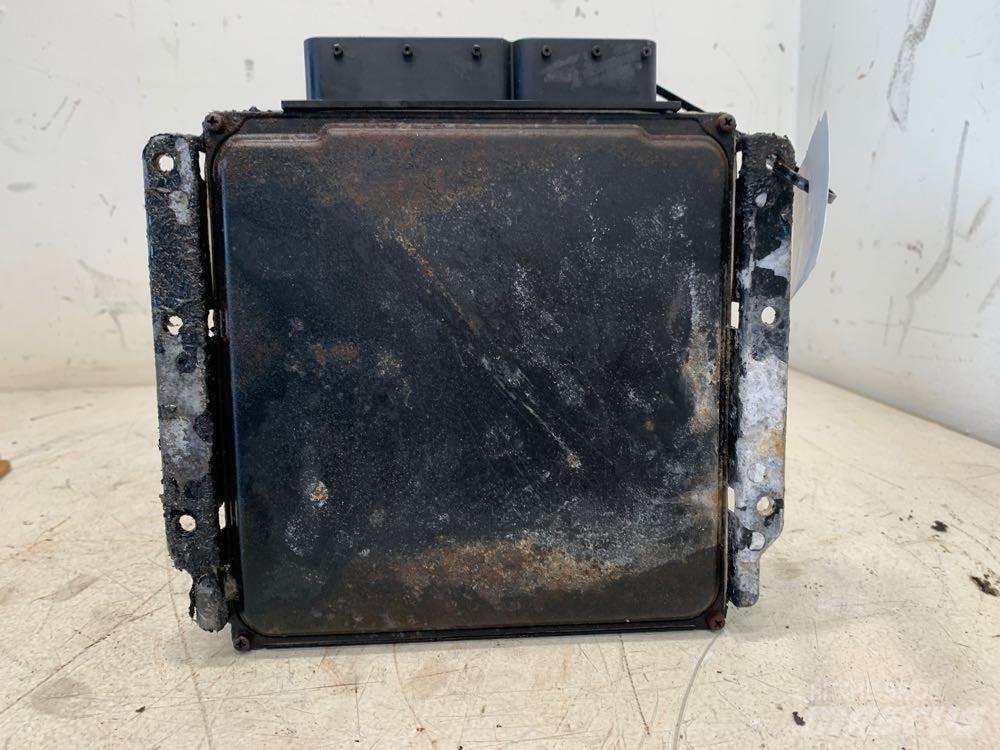 GMC W4500 Kabine i unutrašnjost