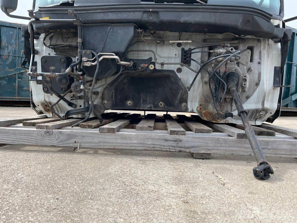 Hino 268 Kabine i unutrašnjost