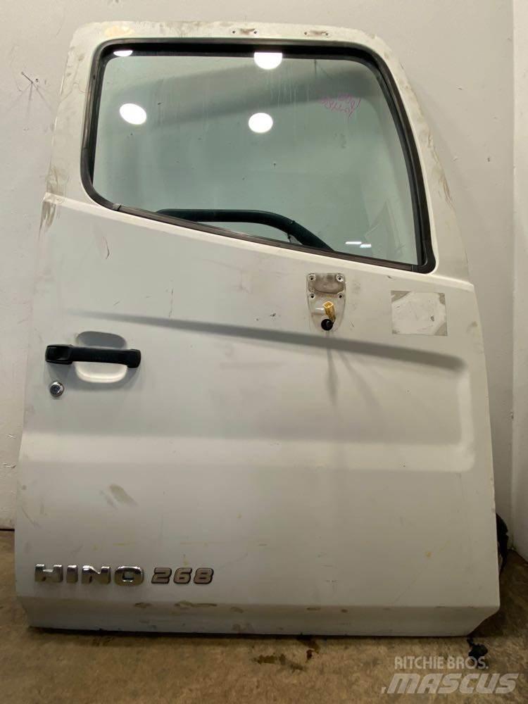 Hino 268 Ostale kargo komponente
