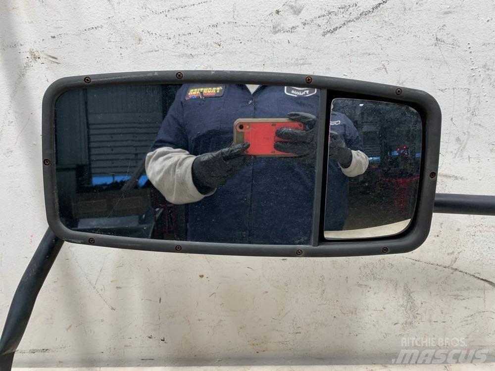 Isuzu NPR Ostale kargo komponente