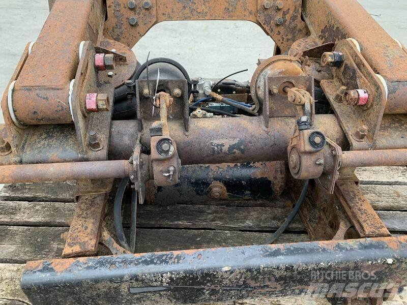  Lift Axle Osovine