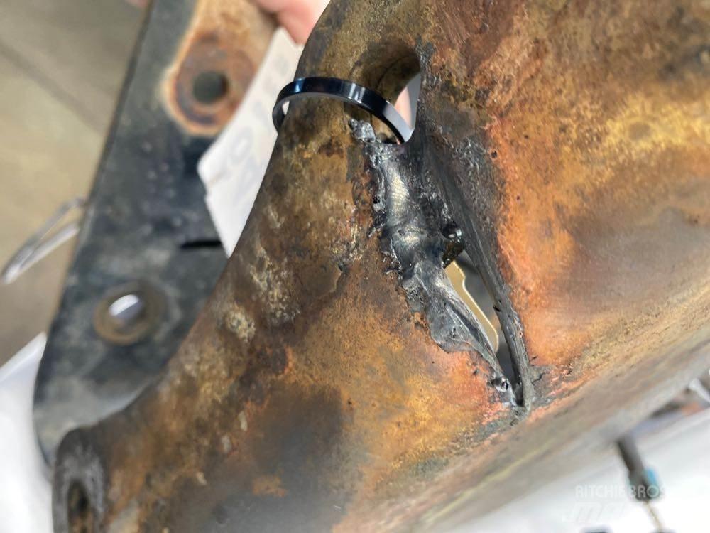 Mack  Ostale kargo komponente