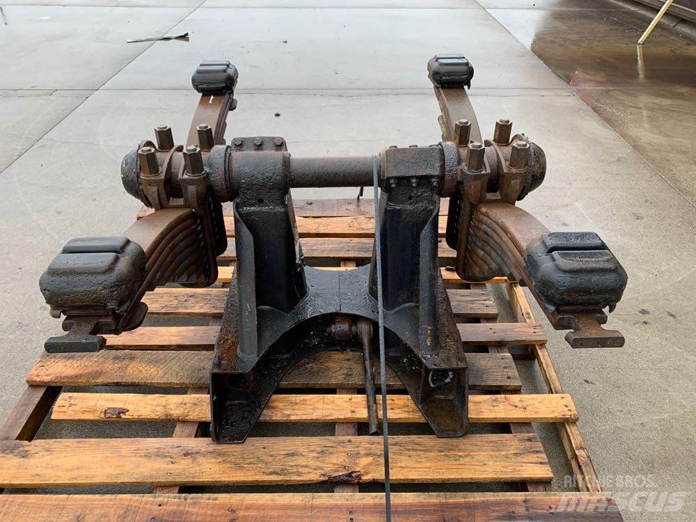 Mack CV713 Šasija i vešenje