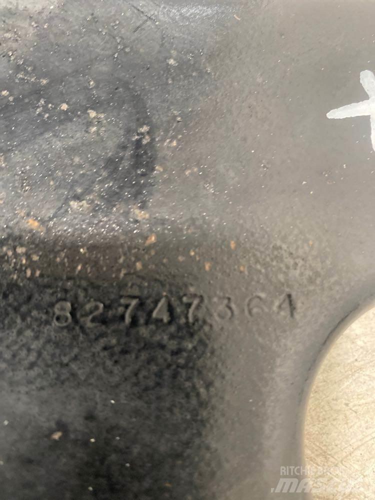 Mack CXU Ostale kargo komponente