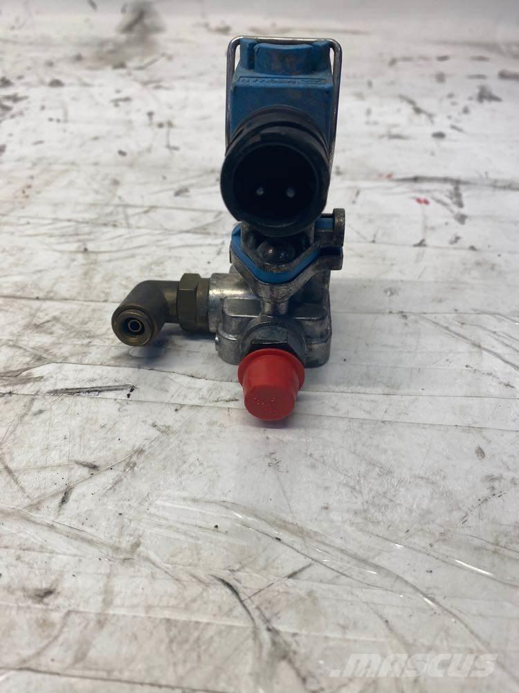 Mack MP8 Ostale kargo komponente