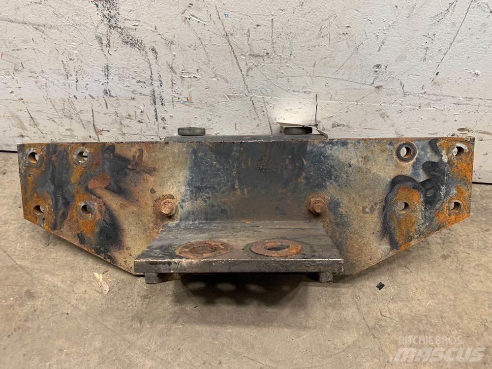 Mack RD680 Ostale kargo komponente
