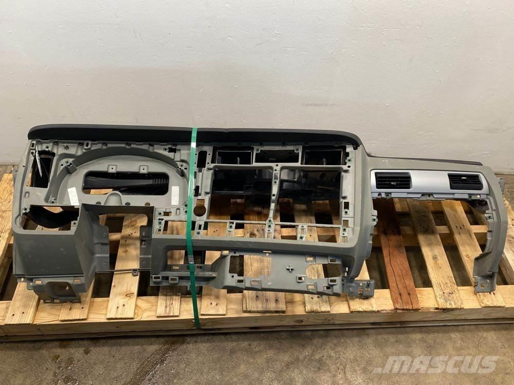 Paccar  Ostale kargo komponente