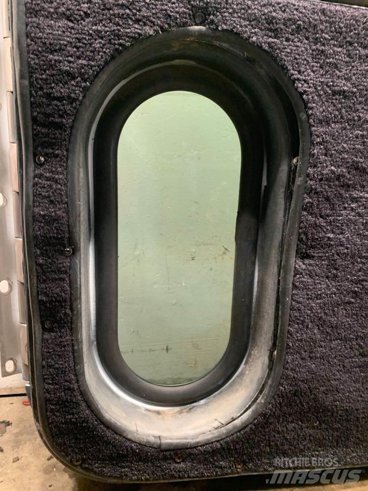 Peterbilt  Ostale kargo komponente
