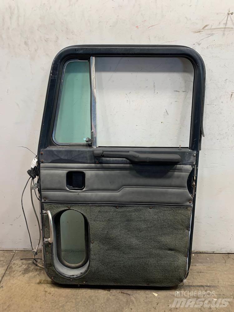 Peterbilt  Ostale kargo komponente