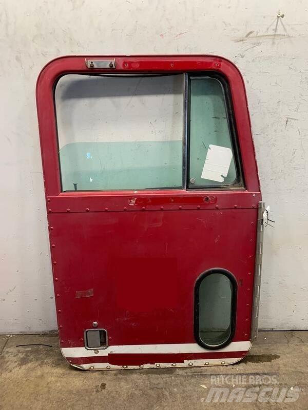Peterbilt  Ostale kargo komponente