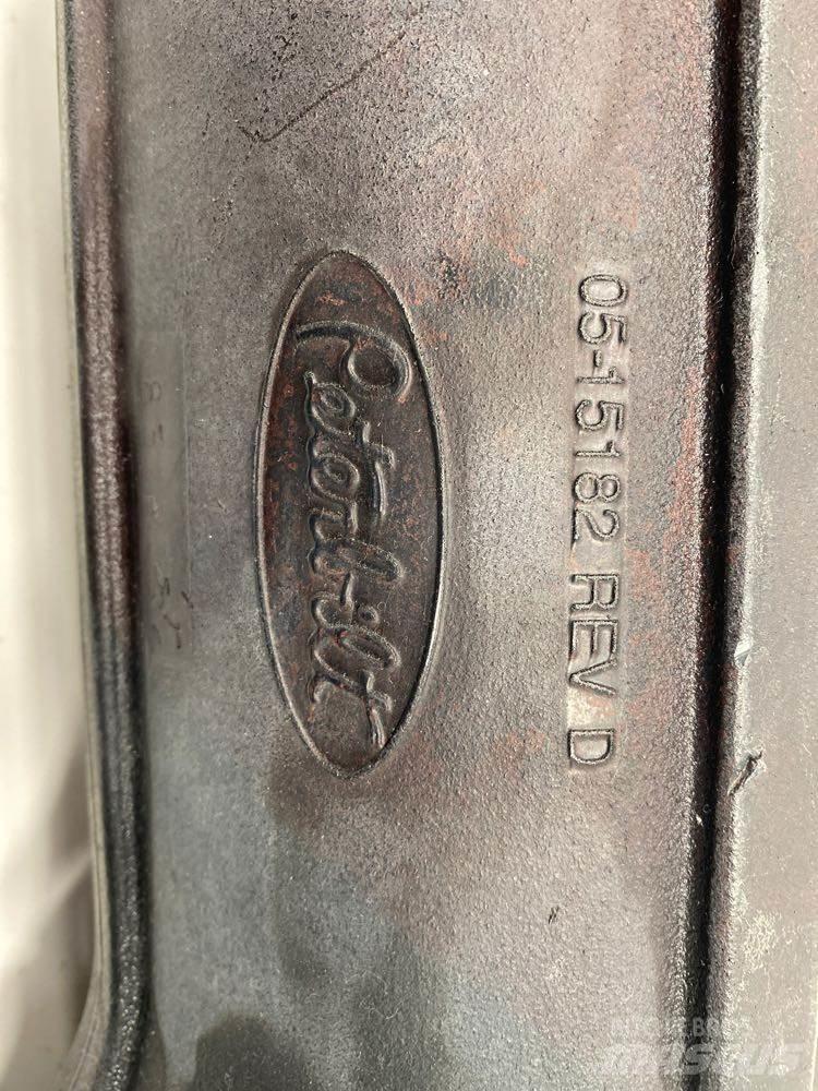 Peterbilt  Ostale kargo komponente