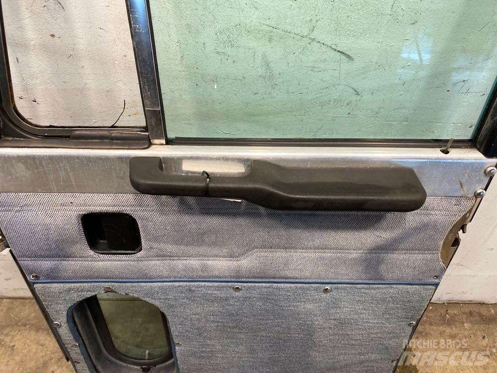 Peterbilt  Ostale kargo komponente