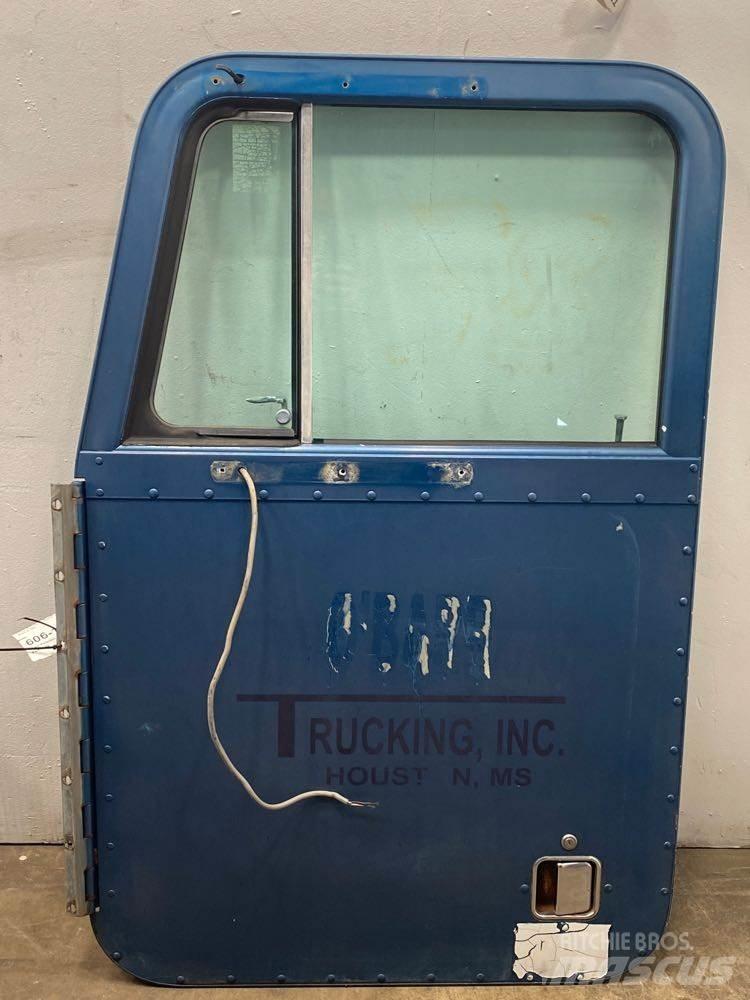 Peterbilt  Ostale kargo komponente