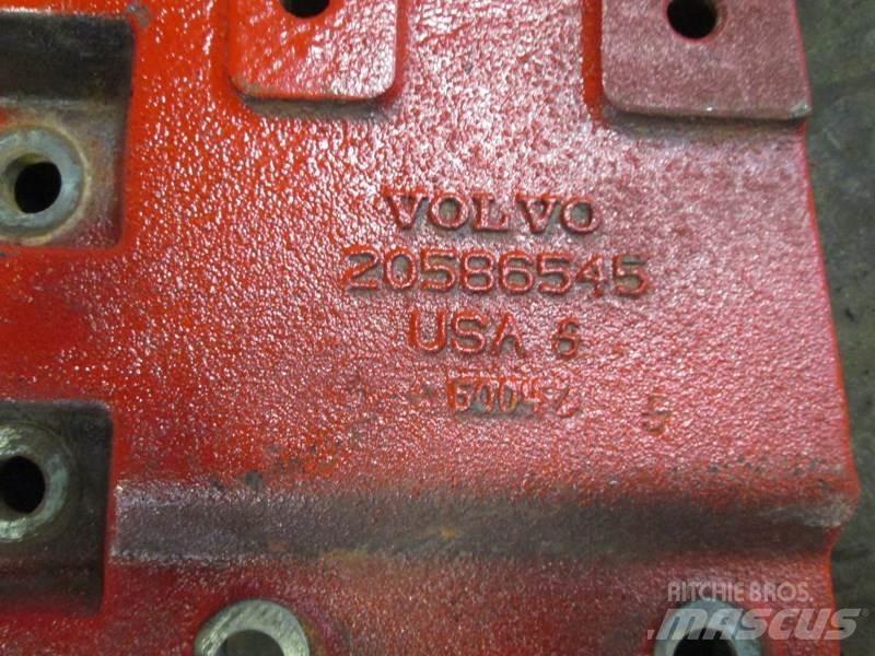 Volvo  Ostale kargo komponente