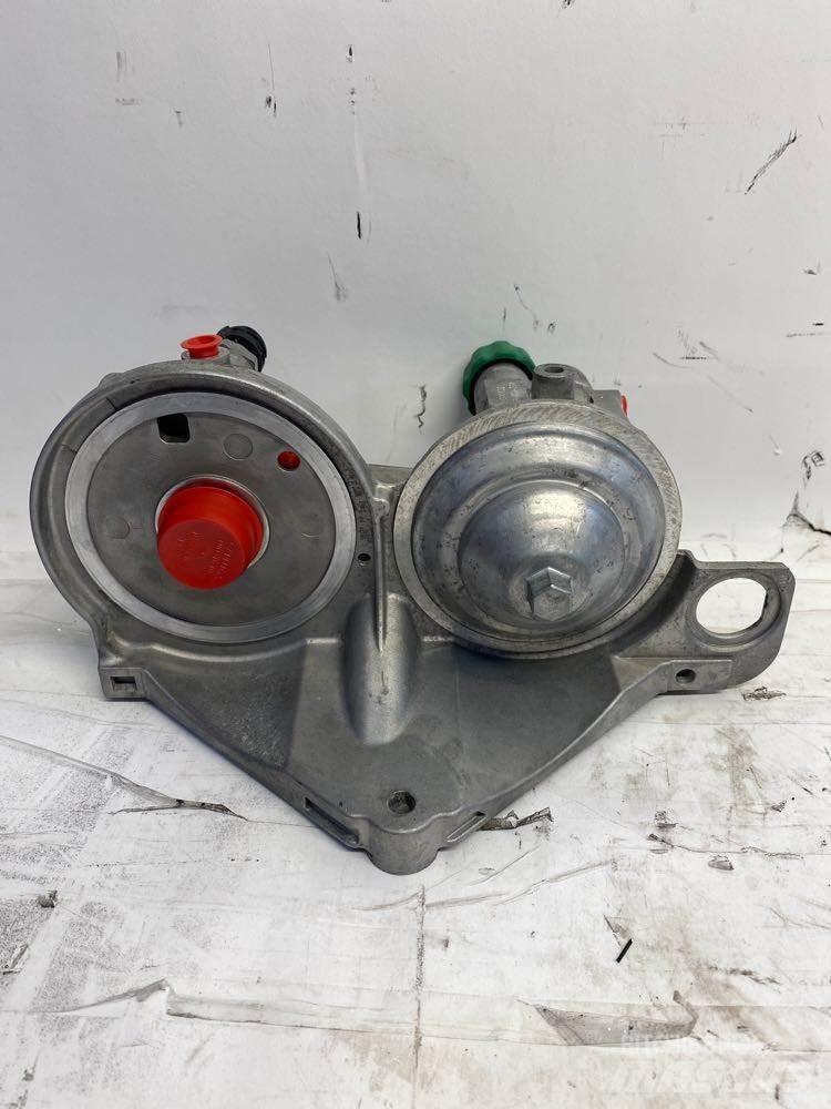 Volvo D13F Ostale kargo komponente