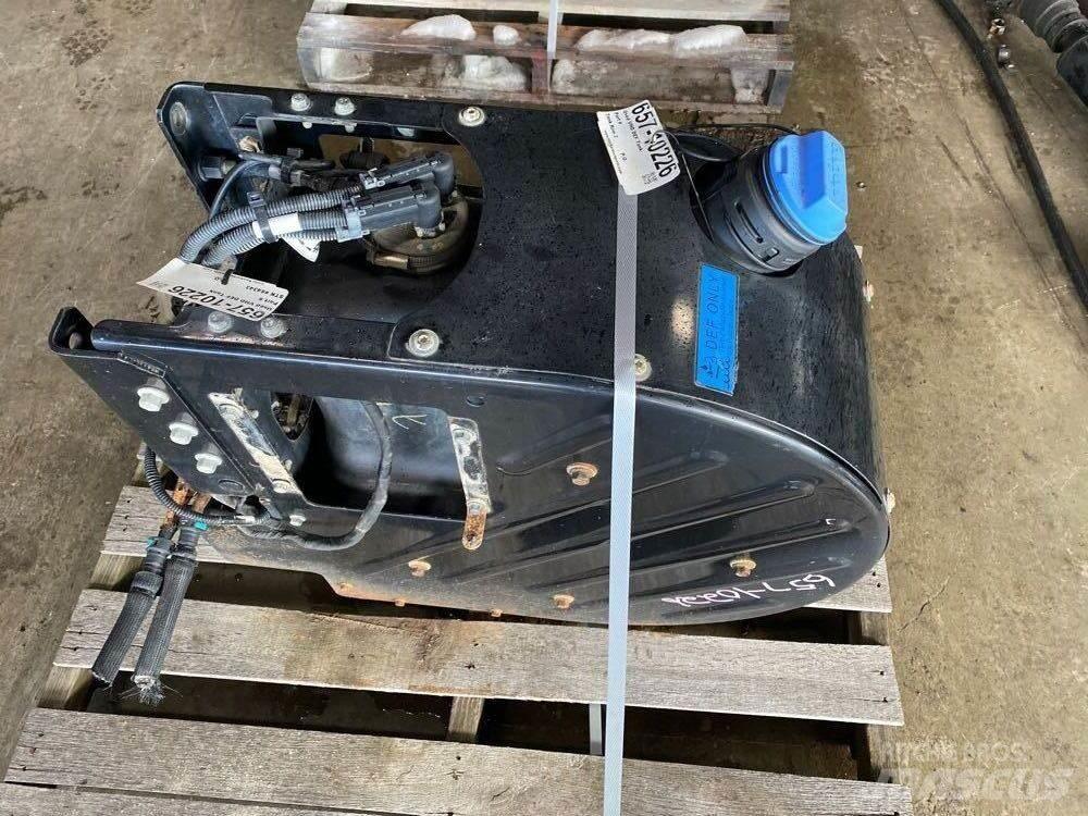 Volvo VHD Ostale kargo komponente