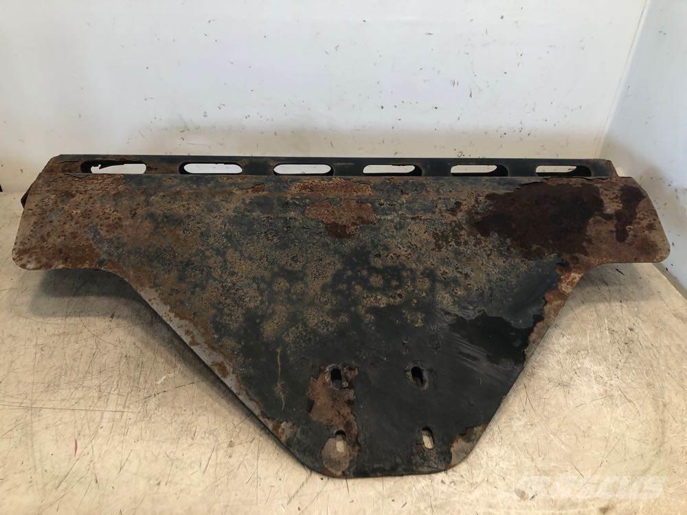 Volvo VNL Ostale kargo komponente