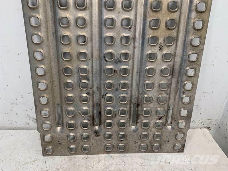 Volvo VNL Ostale kargo komponente