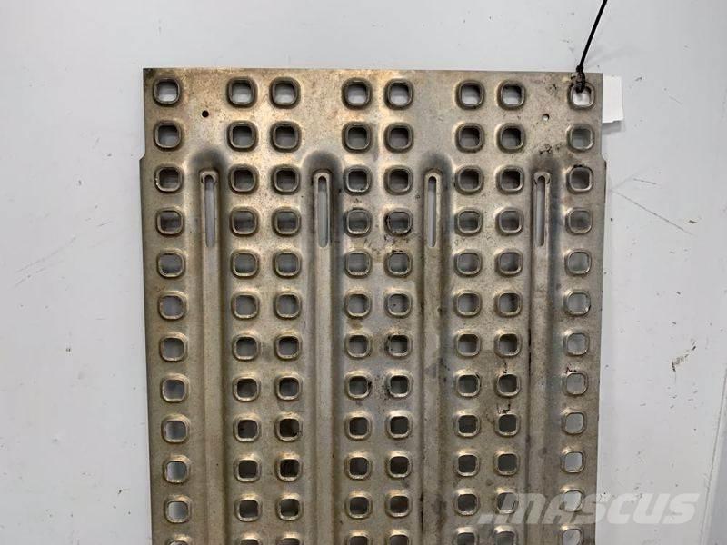 Volvo VNL Ostale kargo komponente