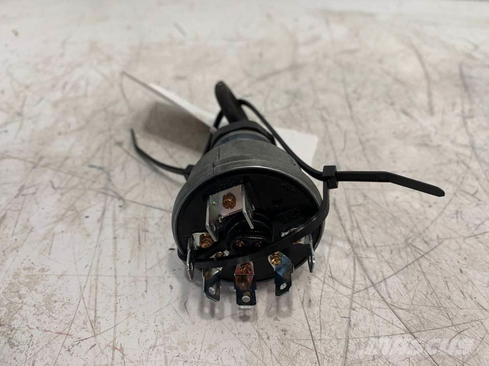 Volvo VNL Ostale kargo komponente