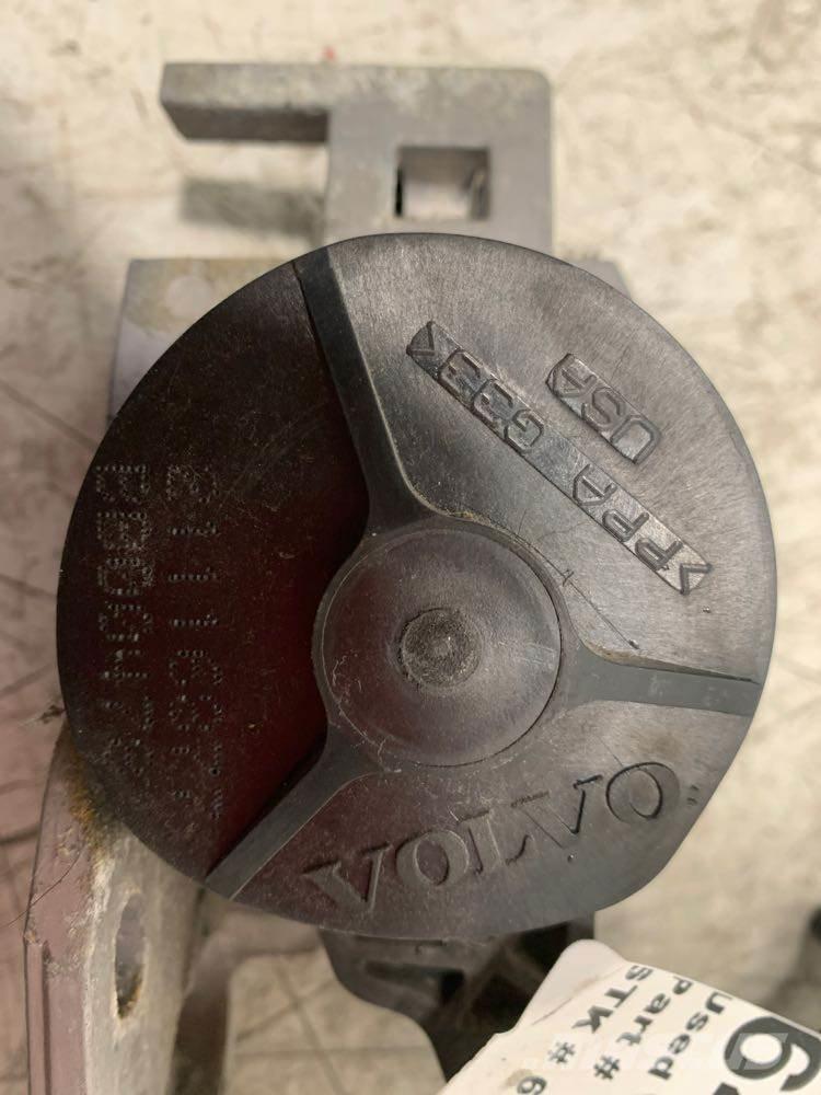 Volvo VNL Ostale kargo komponente