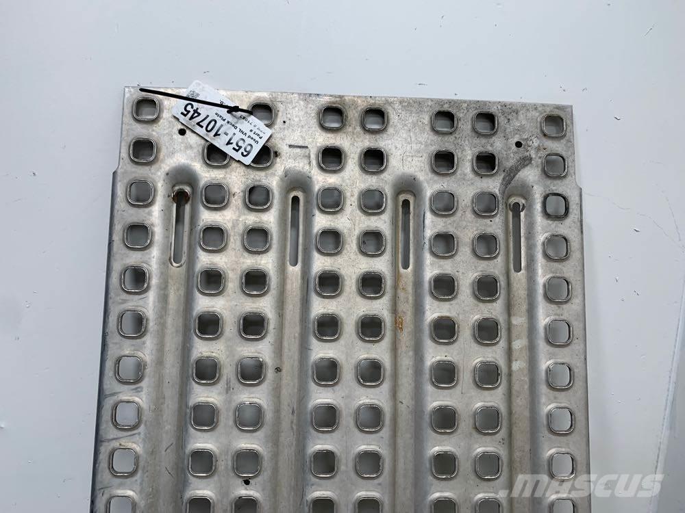 Volvo VNL Ostale kargo komponente