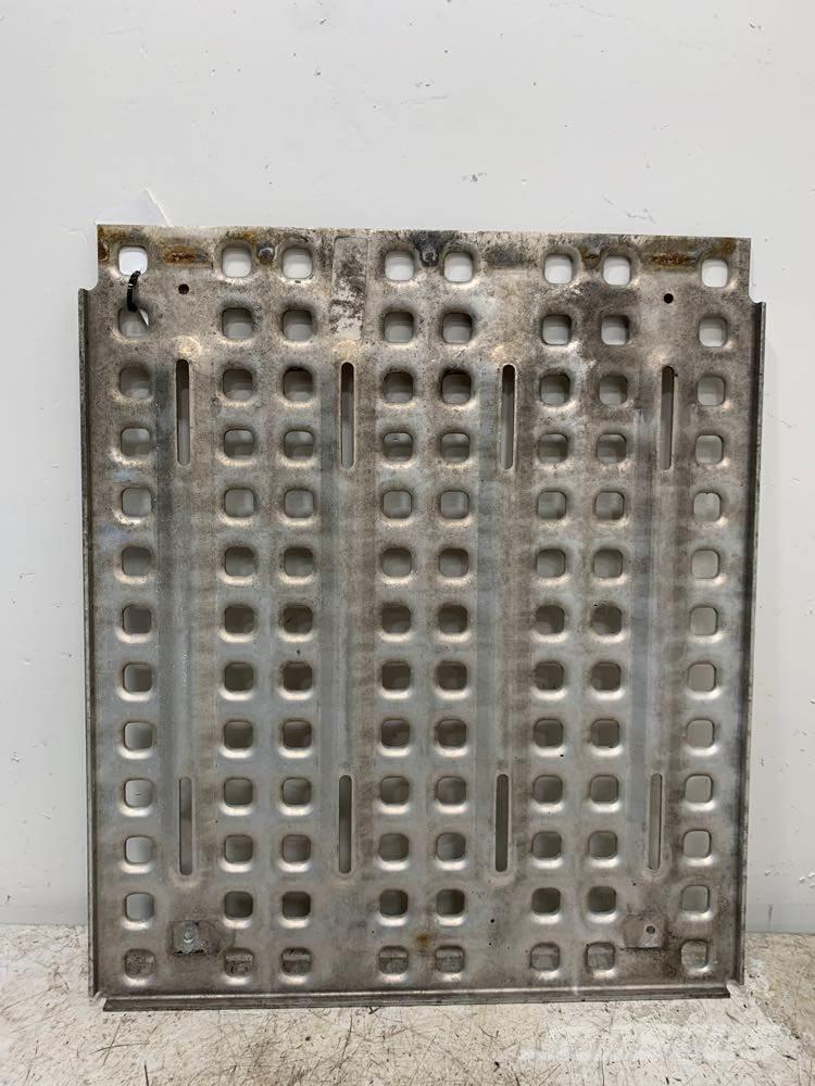 Volvo VNL Ostale kargo komponente