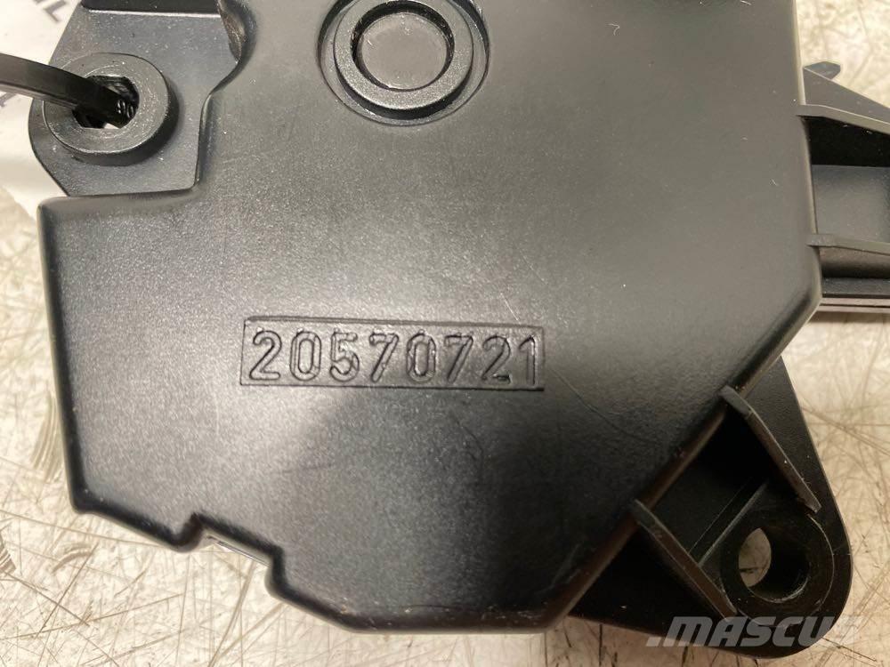 Volvo VNL Ostale kargo komponente