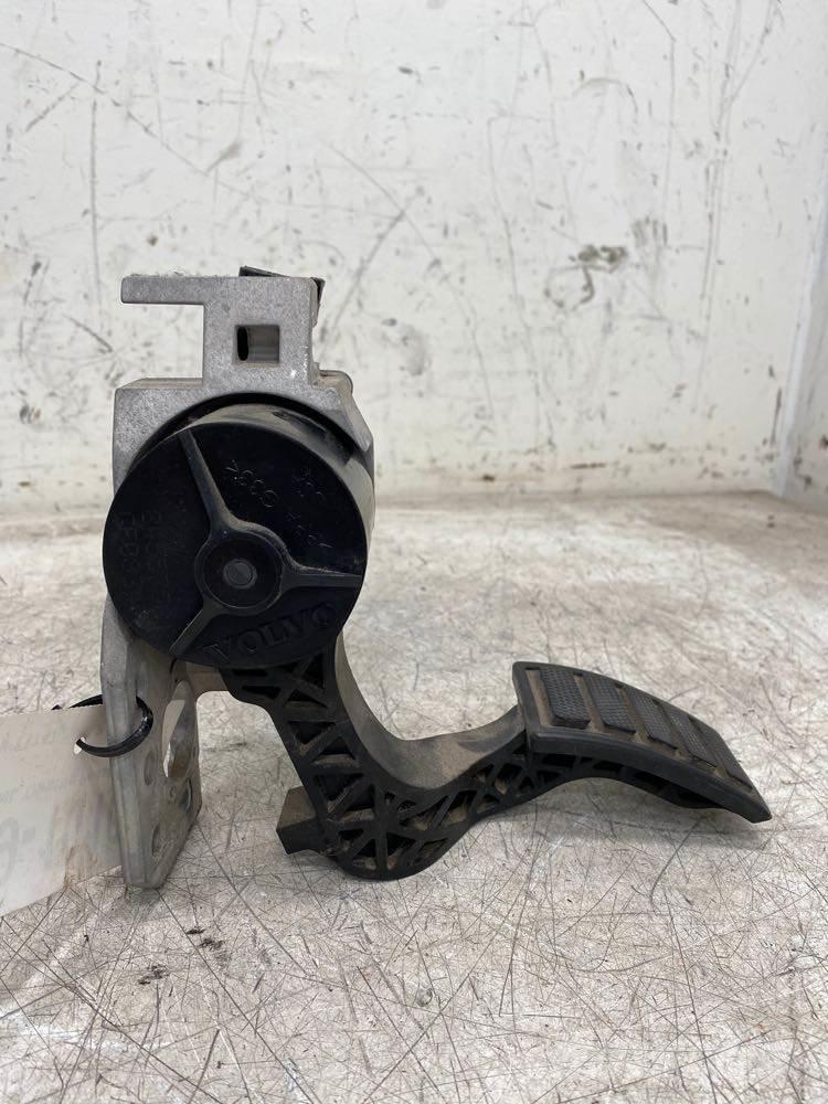 Volvo VNL Ostale kargo komponente