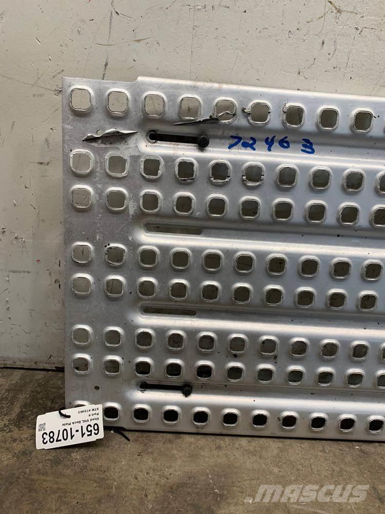 Volvo VNL Ostale kargo komponente