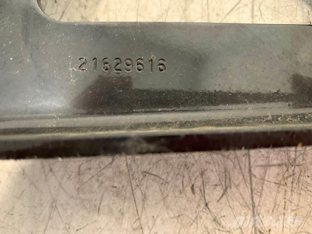 Volvo VNL Ostale kargo komponente