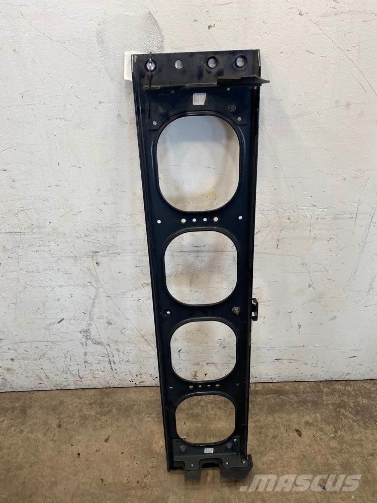 Volvo VNL Ostale kargo komponente