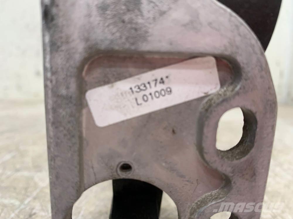 Volvo VNL Ostale kargo komponente