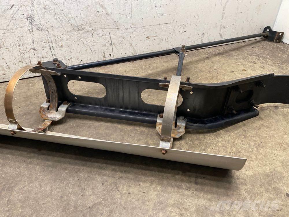 Volvo VNL Ostale kargo komponente