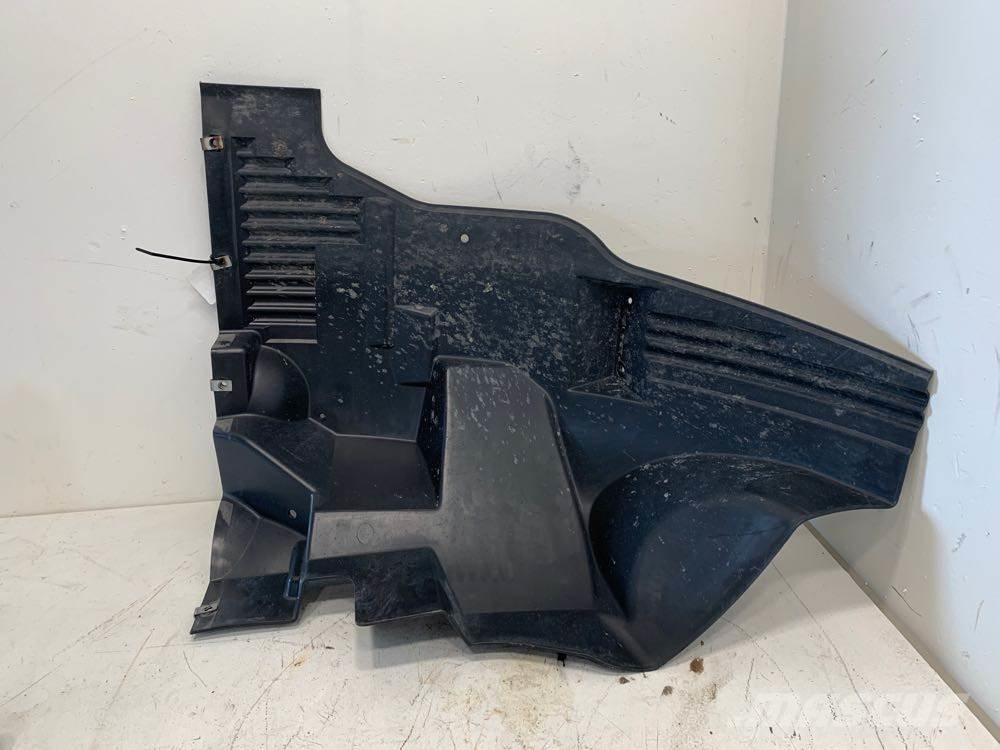 Volvo VNL Ostale kargo komponente