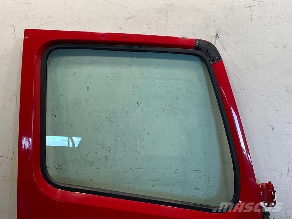 Volvo VNL Ostale kargo komponente