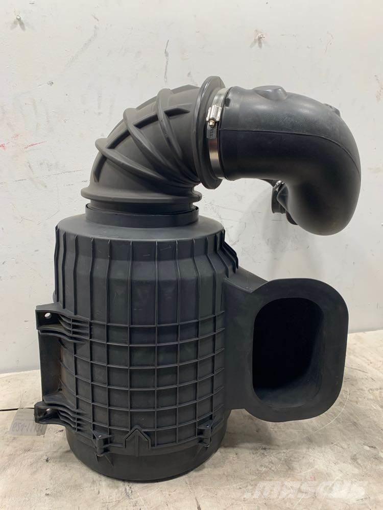 Volvo VNL Ostale kargo komponente