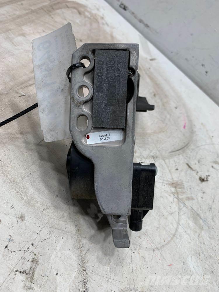 Volvo VNL Ostale kargo komponente