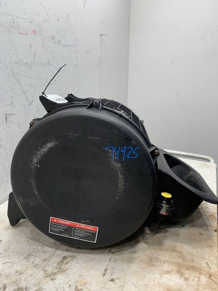 Volvo VNL Ostale kargo komponente